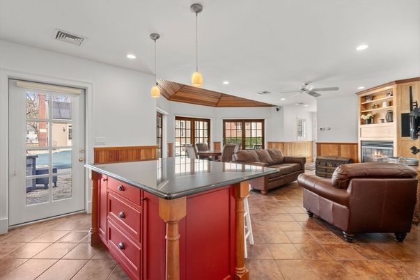 Fireplace, Interior, Kitchen, Living room, Pendant Lights, Recessed Lighting