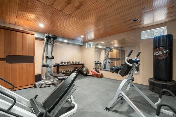 Fitness Equipment, Interior, Recessed Lighting, Wooden Ceilings
