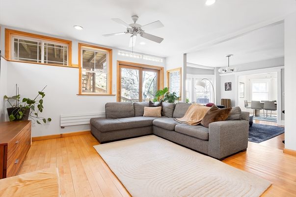 Interior, Living room, Pendant Lights, Recessed Lighting, Wood Texture Flooring