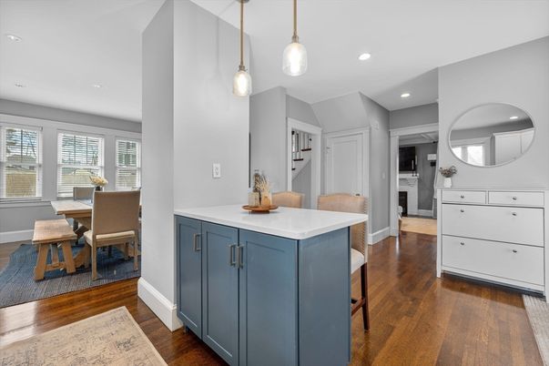 Dining room, Interior, Kitchen, Pendant Lights, Recessed Lighting, Wood Texture Flooring
