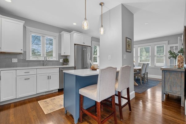 Dining room, Interior, Kitchen, Pendant Lights, Recessed Lighting, Stainless Steel Appliances, Wood Texture Flooring