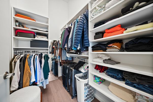 Interior, Walk-in Closets, Wood Texture Flooring