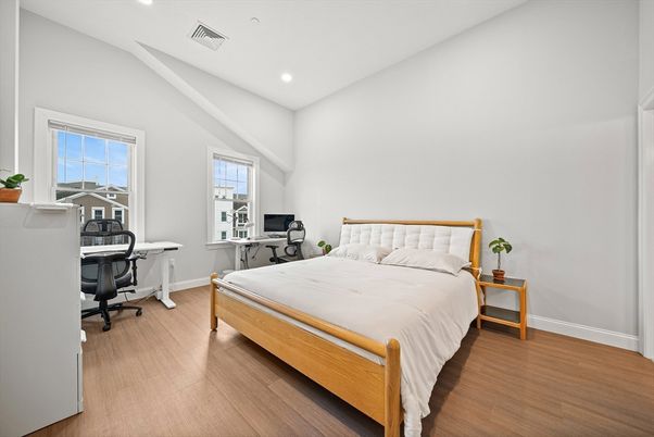 Bedroom, Home Office, Interior, Recessed Lighting, Wood Texture Flooring