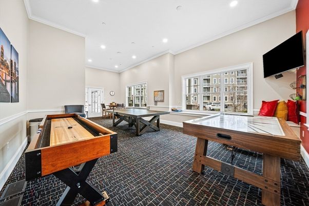 Billiard Table, Game Room, Interior, Recessed Lighting