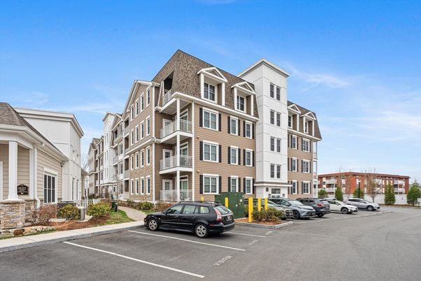 Exterior, Facade, Condo Building