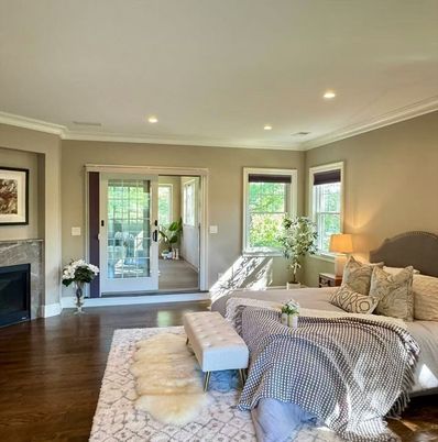 Bedroom, Fireplace, Interior, Recessed Lighting, Wood Texture Flooring