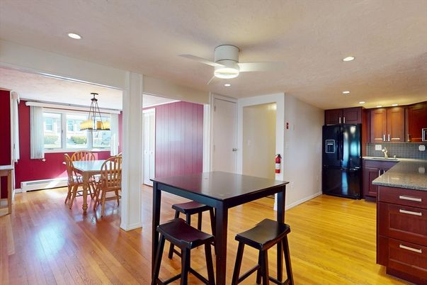 Dining room, Interior, Kitchen, Pendant Lights, Recessed Lighting, Wood Texture Flooring