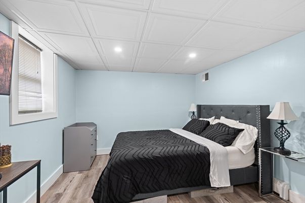 Bedroom, Interior, Recessed Lighting, Wood Texture Flooring