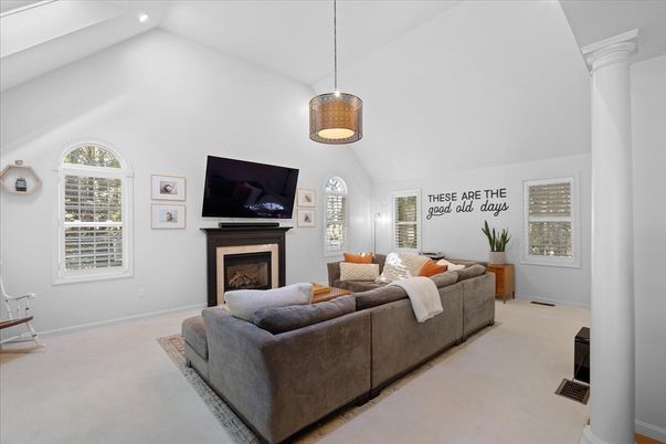Fireplace, Interior, Living room, Pendant Lights, Recessed Lighting