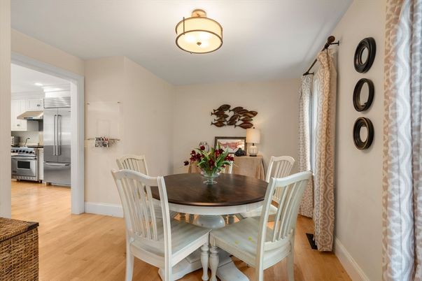 Dining room, Interior, Kitchen, Stainless Steel Appliances, Wood Texture Flooring