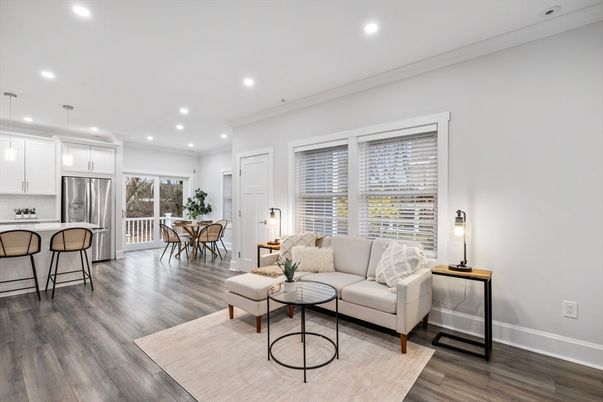 Dining room, Interior, Kitchen, Living room, Pendant Lights, Recessed Lighting, Stainless Steel Appliances, Wood Texture Flooring