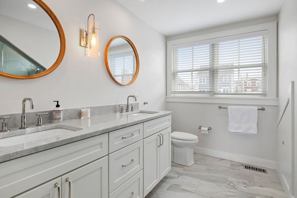 Bathroom, Dual Sink Vanities, Interior, Marble, Recessed Lighting