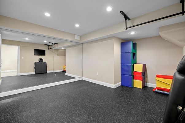 Fitness Equipment, Interior, Recessed Lighting
