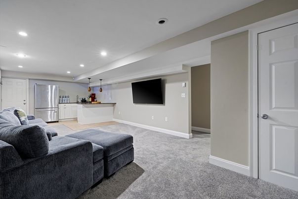 Interior, Kitchen, Living room, Recessed Lighting, Stainless Steel Appliances