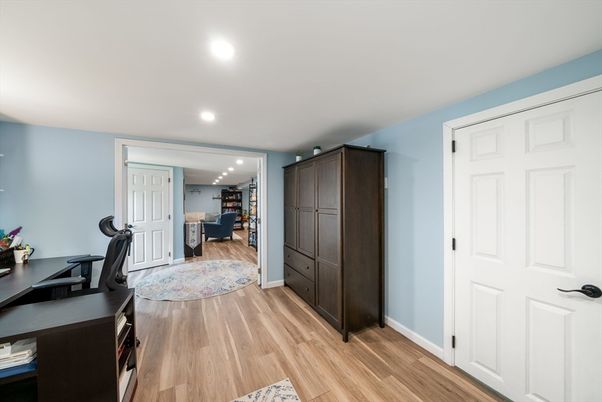 Home Office, Interior, Recessed Lighting, Wood Texture Flooring