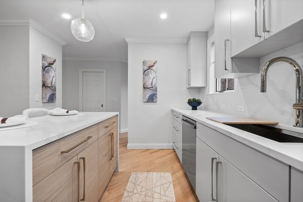 Interior, Kitchen, Pendant Lights, Recessed Lighting, Wood Texture Flooring