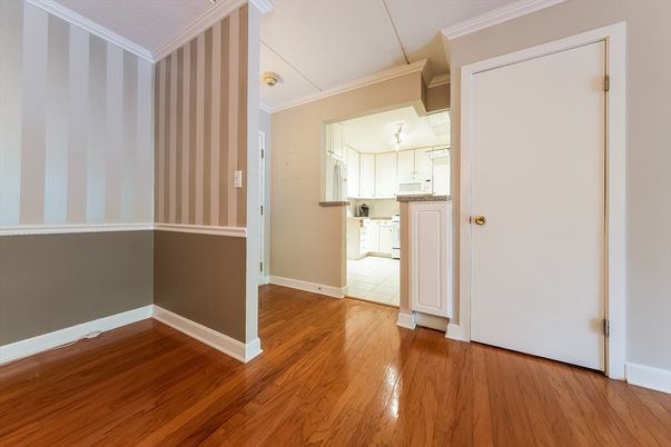 Empty room, Interior, Kitchen, Wood Texture Flooring