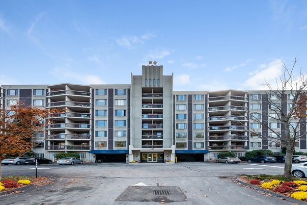 Exterior, Facade, Condo Building