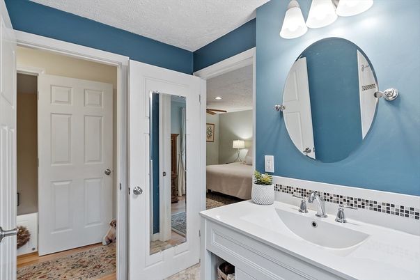 Bathroom, Bedroom, Interior
