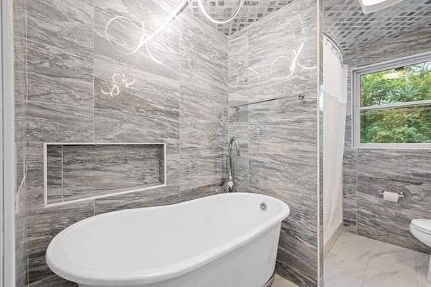 Bathroom, Free Standing Baths, Interior, Marble, Marble Walls