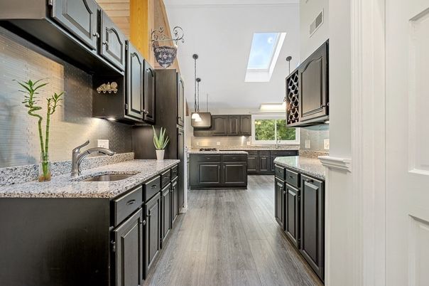 Interior, Kitchen, Pendant Lights, Wood Texture Flooring