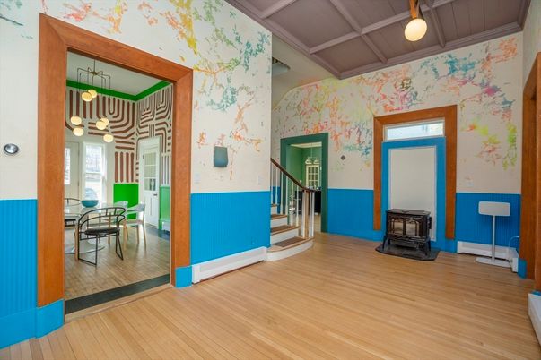 Interior, Pendant Lights, Wood Texture Flooring