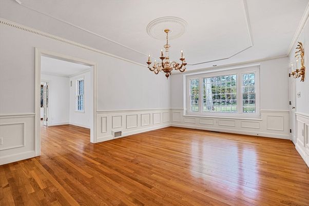 Chandelier, Empty room, Interior, Wood Texture Flooring