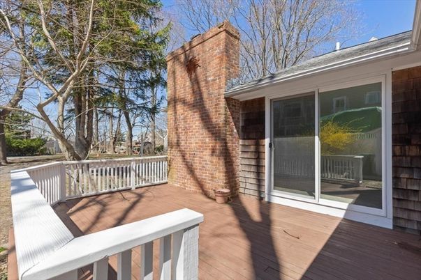 Exterior, Wood Texture Flooring