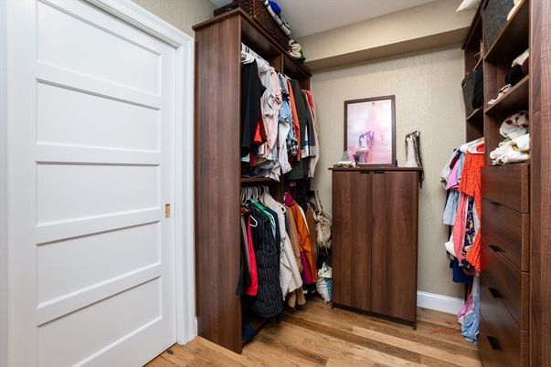 Interior, Walk-in Closets, Wood Texture Flooring