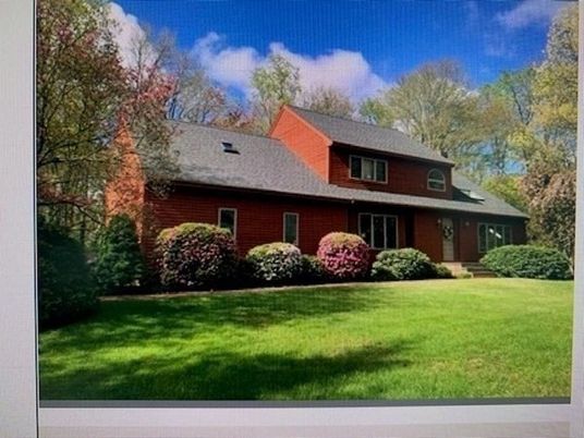 Exterior, Facade, Brick Facade, Cape Cod