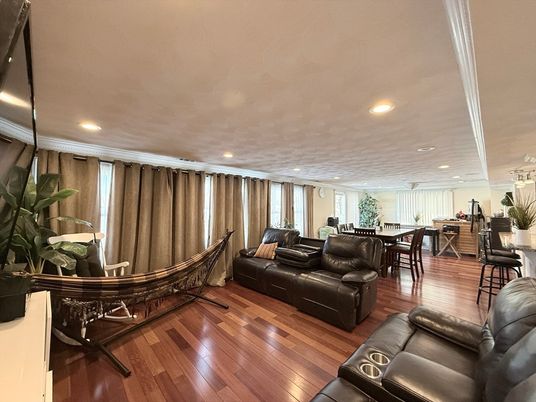 Dining room, Interior, Living room, Recessed Lighting, Wood Texture Flooring