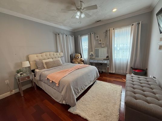 Bedroom, Interior, Recessed Lighting, Wood Texture Flooring