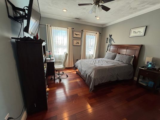 Bedroom, Home Office, Interior, Recessed Lighting, Wood Texture Flooring