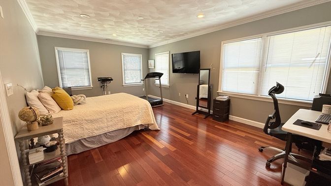 Bedroom, Fitness Equipment, Home Office, Interior, Recessed Lighting, Wood Texture Flooring