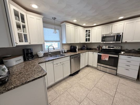 Interior, Kitchen, Pendant Lights, Recessed Lighting, Stainless Steel Appliances