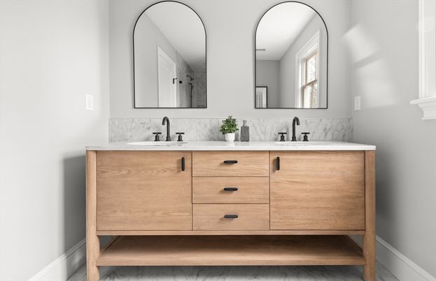 Bathroom, Dual Sink Vanities, Interior