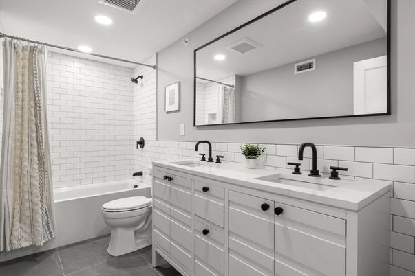 Bathroom, Dual Sink Vanities, Interior, Recessed Lighting