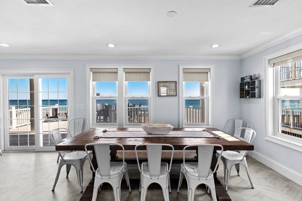 Dining room, Interior, Recessed Lighting, Water
