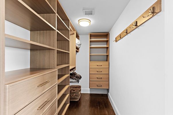 Interior, Walk-in Closets, Wood Texture Flooring