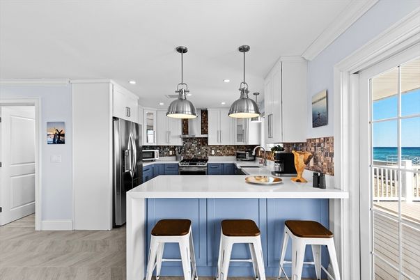 Interior, Kitchen, Pendant Lights, Recessed Lighting, Stainless Steel Appliances, Water