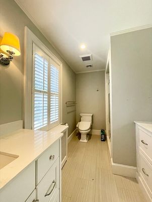 Bathroom, Interior, Recessed Lighting
