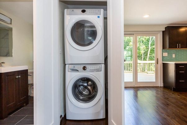 Interior, Recessed Lighting, Utility Closets, Washer, Wood Texture Flooring