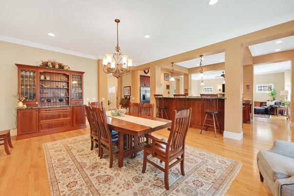Chandelier, Dining room, Interior, Kitchen, Pendant Lights, Recessed Lighting, Wood Texture Flooring
