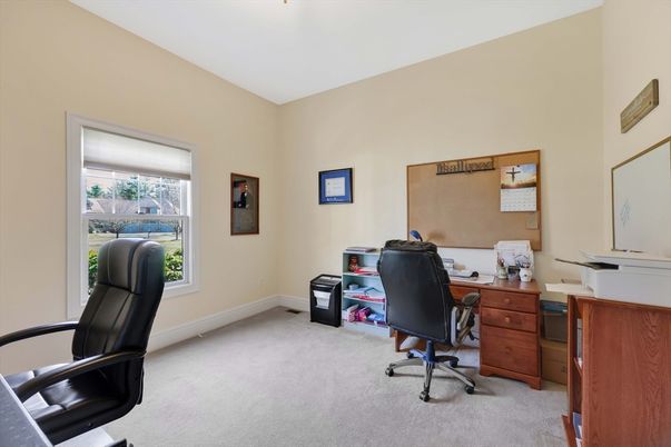 Home Office, Interior