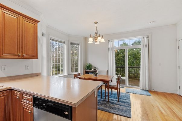 Chandelier, Dining room, Interior, Kitchen, Wood Texture Flooring