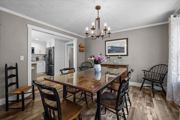 Chandelier, Dining room, Interior, Kitchen, Wood Texture Flooring