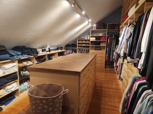 Interior, Walk-in Closets, Wood Texture Flooring