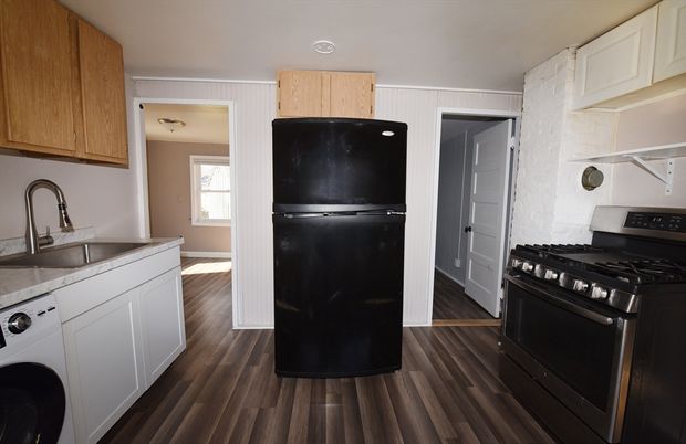 Interior, Kitchen, Wood Texture Flooring