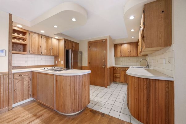 Interior, Kitchen, Recessed Lighting, Wood Texture Flooring