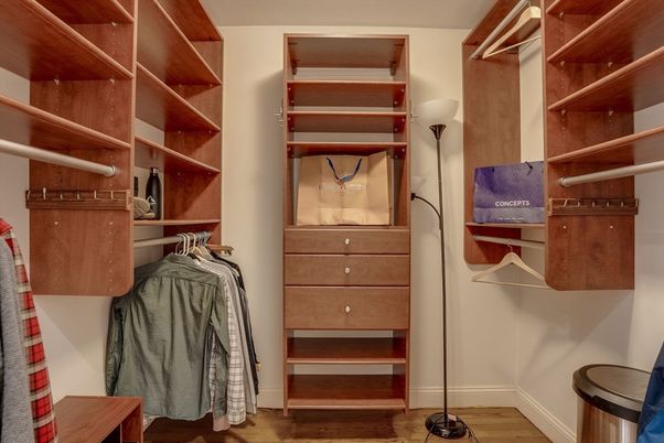 Interior, Walk-in Closets, Wood Texture Flooring